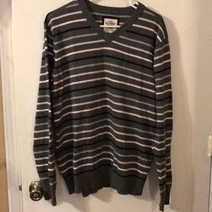 Old navy men's v neck striped sweater